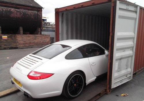 Can a car fit in a 10ft container?